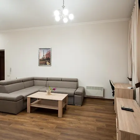 Apartment Wonderful Flat On Center Uzhhorod